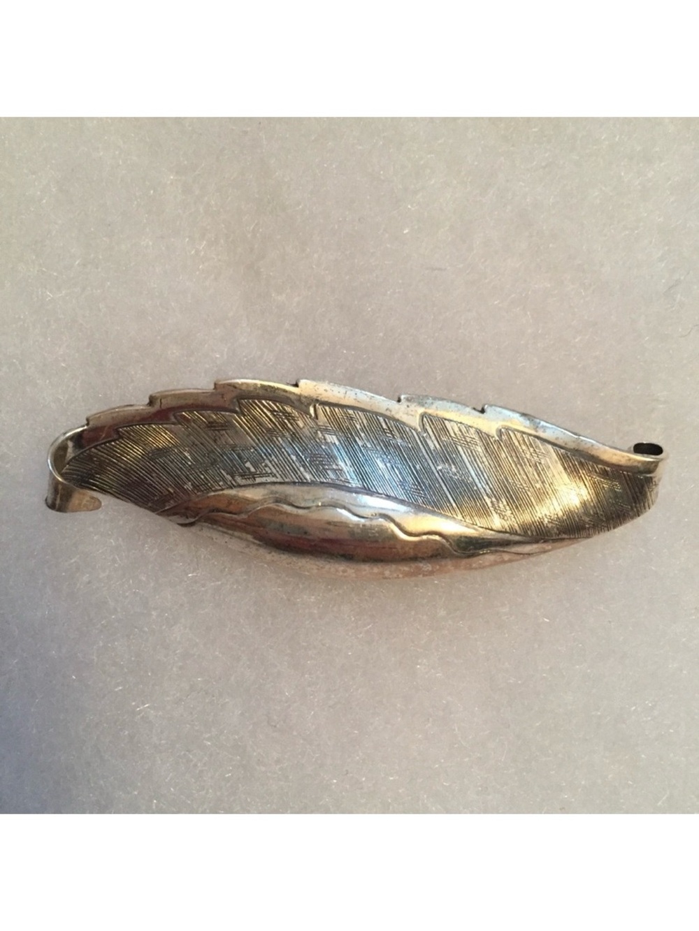 BROOCH PIN STERLING SILVER FEATHER ETCHED VINTAGE 5 g